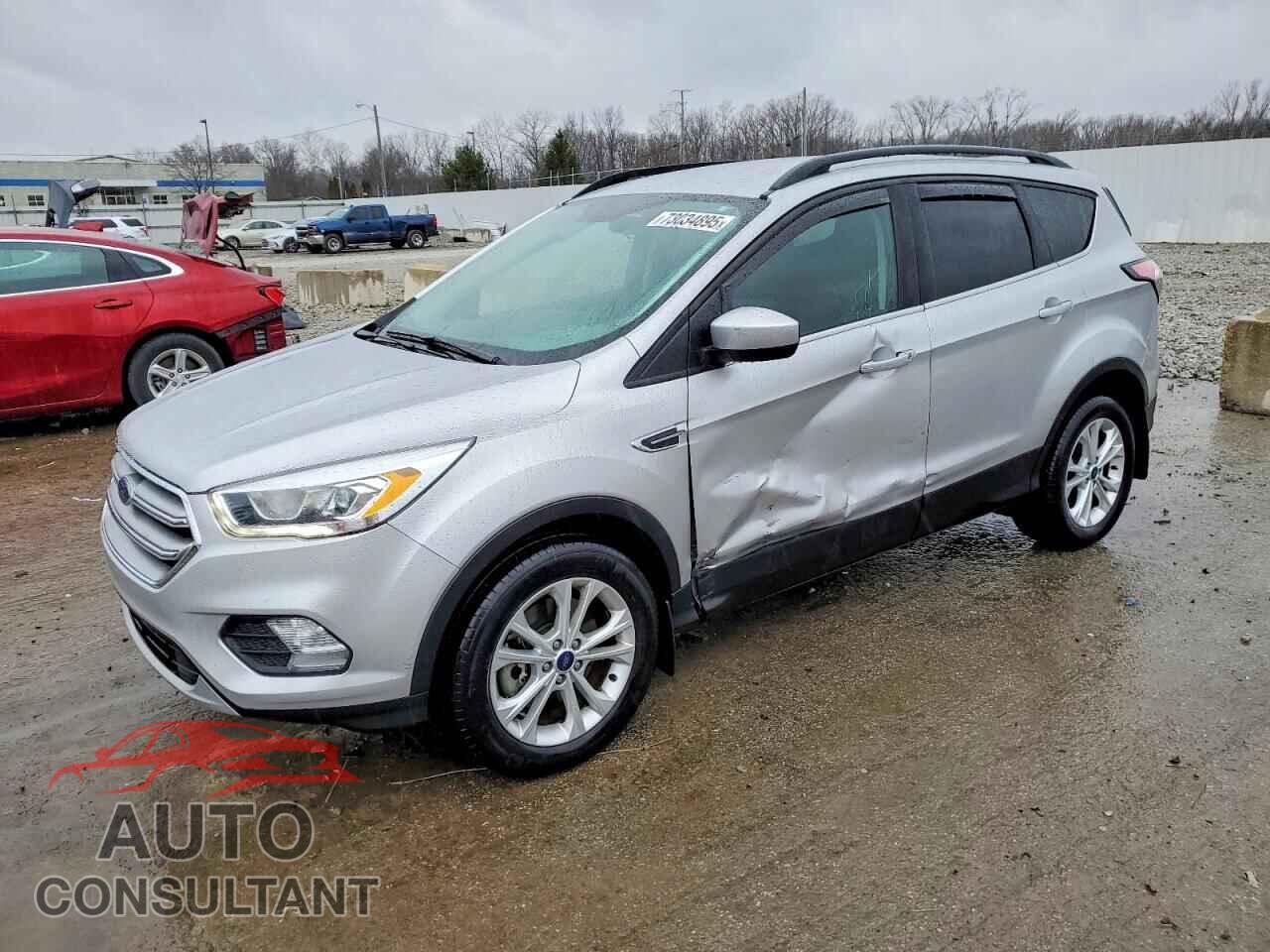 FORD ESCAPE 2017 - 1FMCU0G96HUC21995