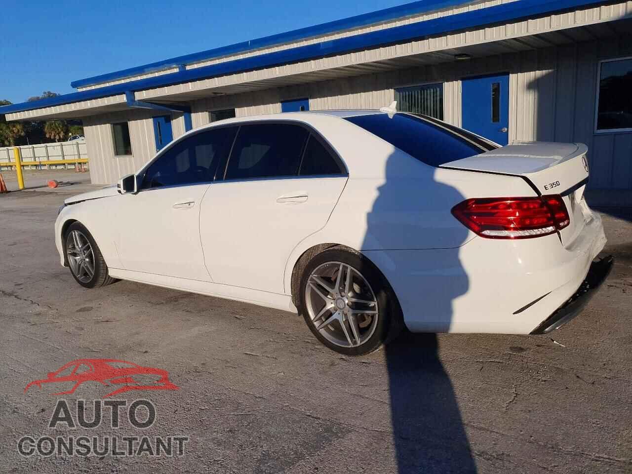 MERCEDES-BENZ E-CLASS 2014 - WDDHF5KB4EB049264