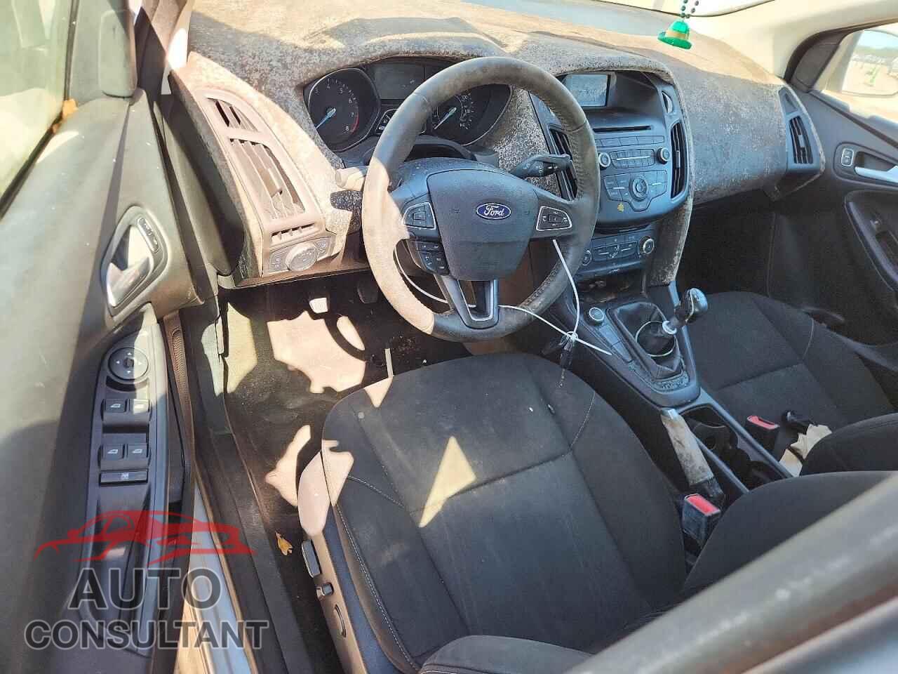 FORD FOCUS 2015 - 1FADP3FE0FL344961