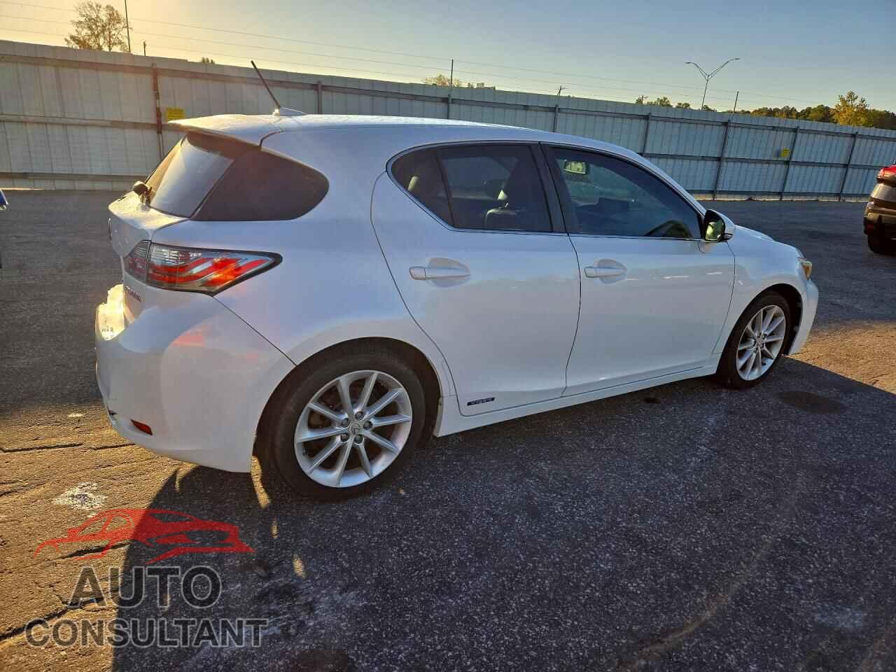 LEXUS CT 200 2013 - JTHKD5BH8D2135538