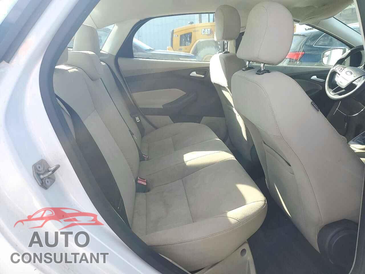 FORD FOCUS 2017 - 1FADP3F20HL264035