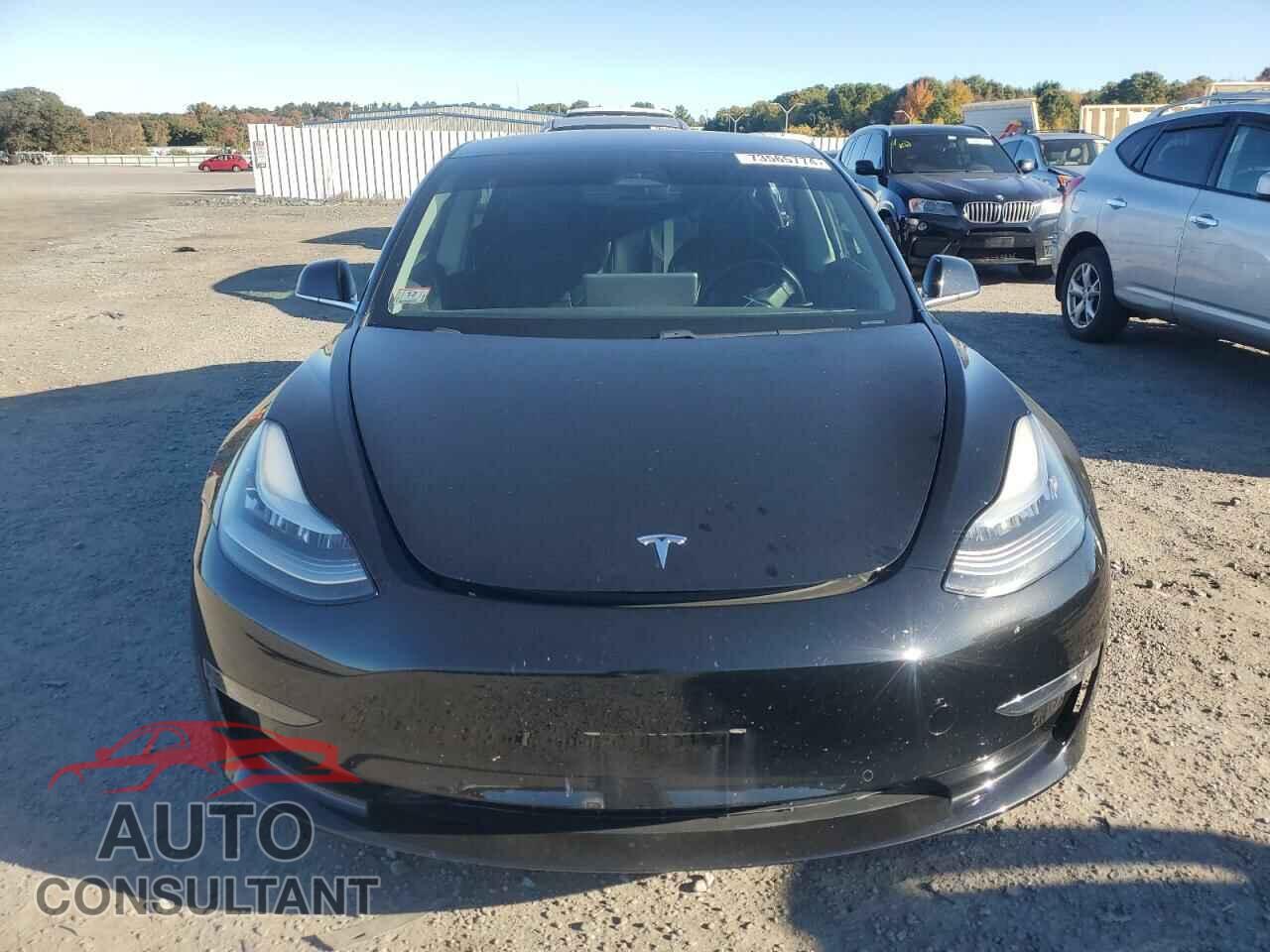 TESLA MODEL 3 2018 - 5YJ3E1EA7JF123125