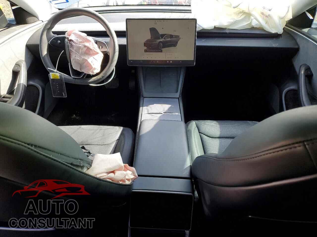 TESLA MODEL 3 2024 - 5YJ3E1EA9RF862198
