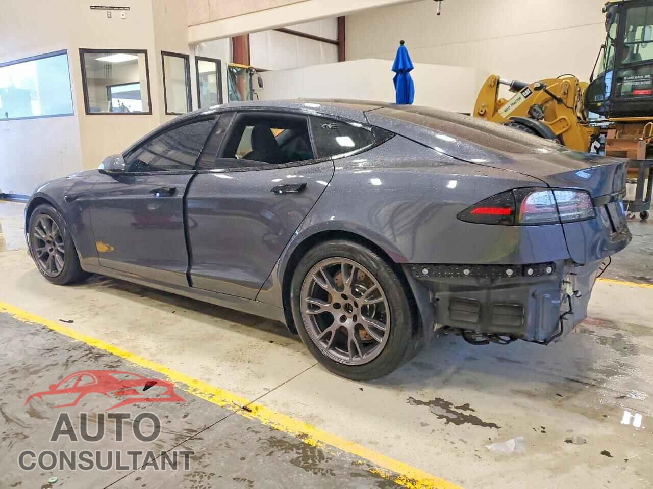TESLA MODEL S 2023 - 5YJSA1E52PF523158