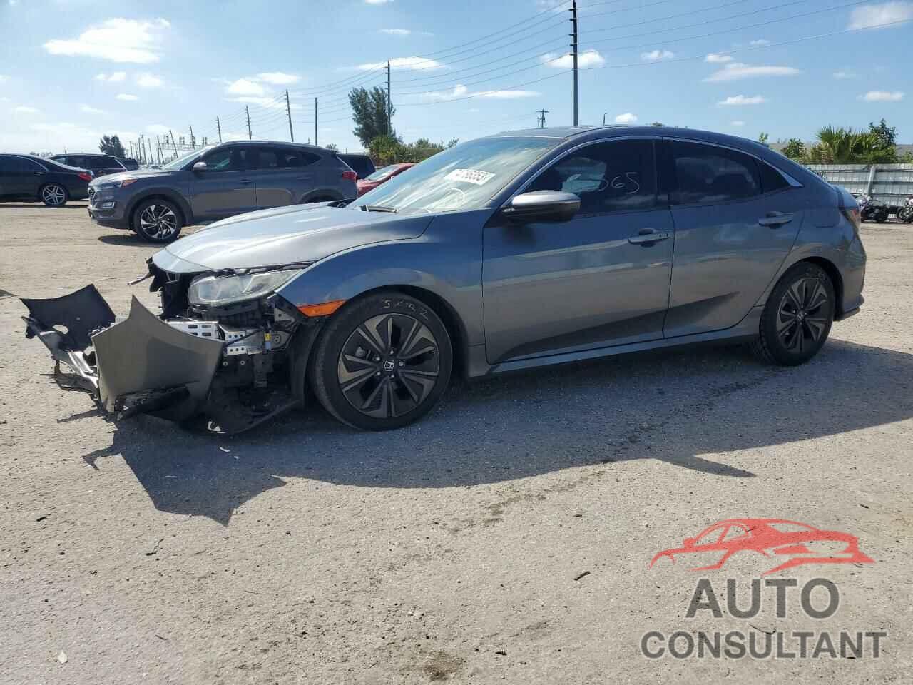 HONDA CIVIC 2018 - SHHFK7H54JU236178