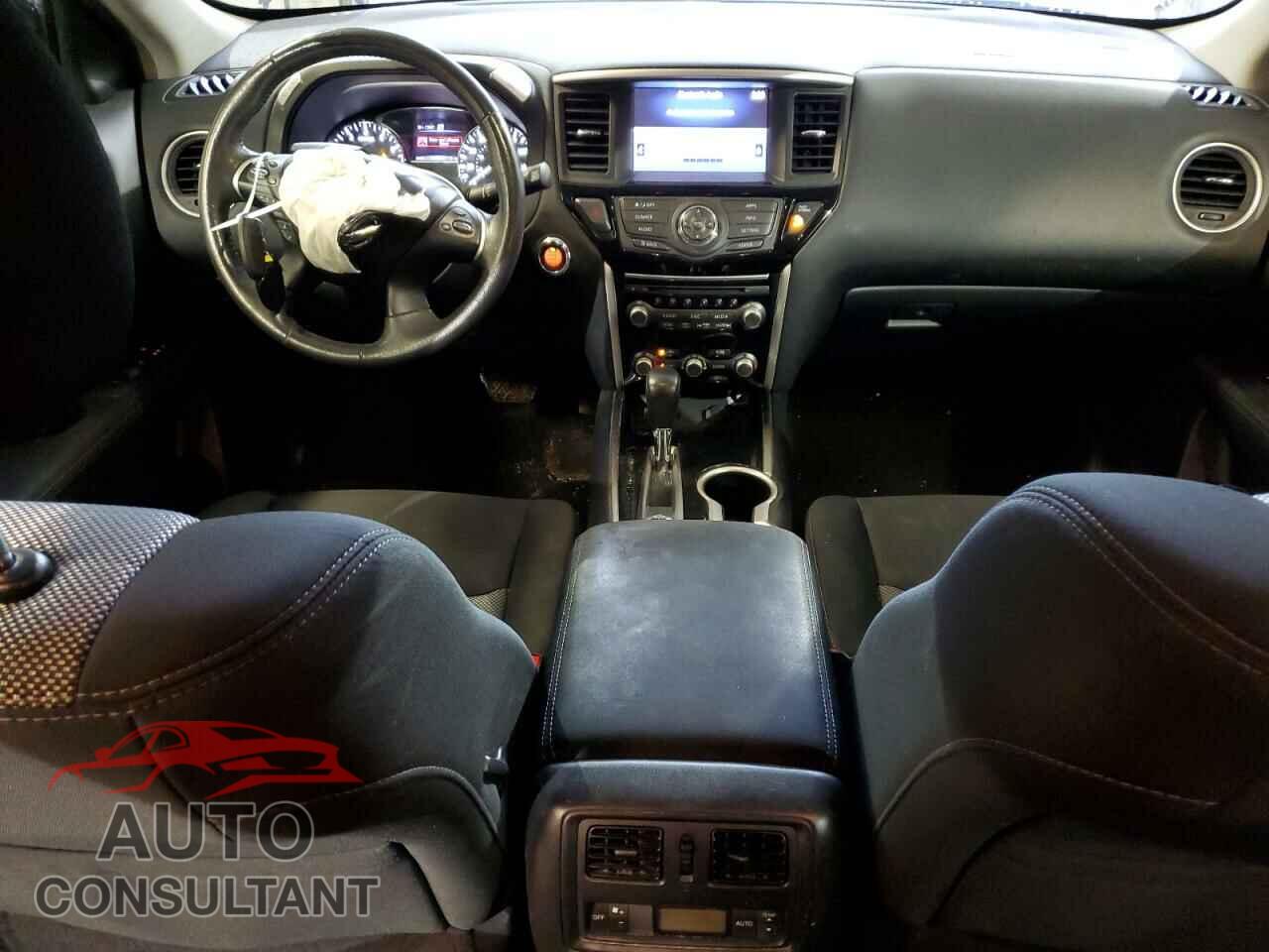 NISSAN PATHFINDER 2017 - 5N1DR2MM1HC663079