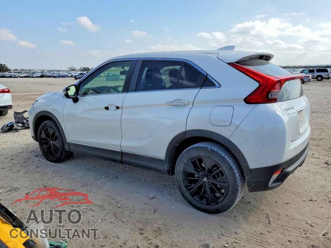 MITSUBISHI ECLIPSE 2018 - JA4AT4AA1JZ046082