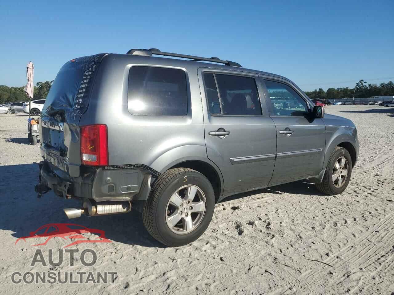 HONDA PILOT 2011 - 5FNYF4H54BB013203