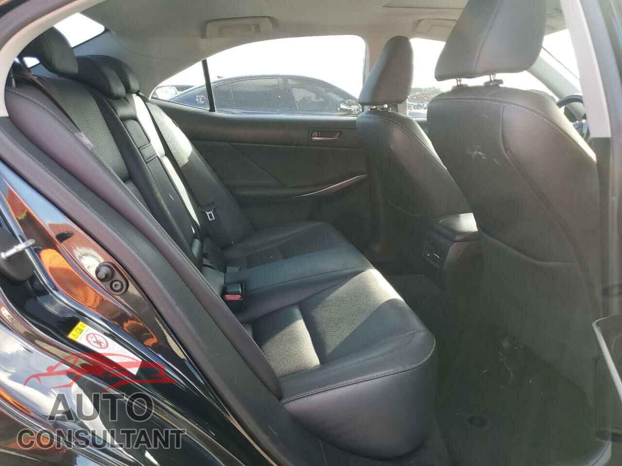 LEXUS IS 2017 - JTHBA1D2XH5053082