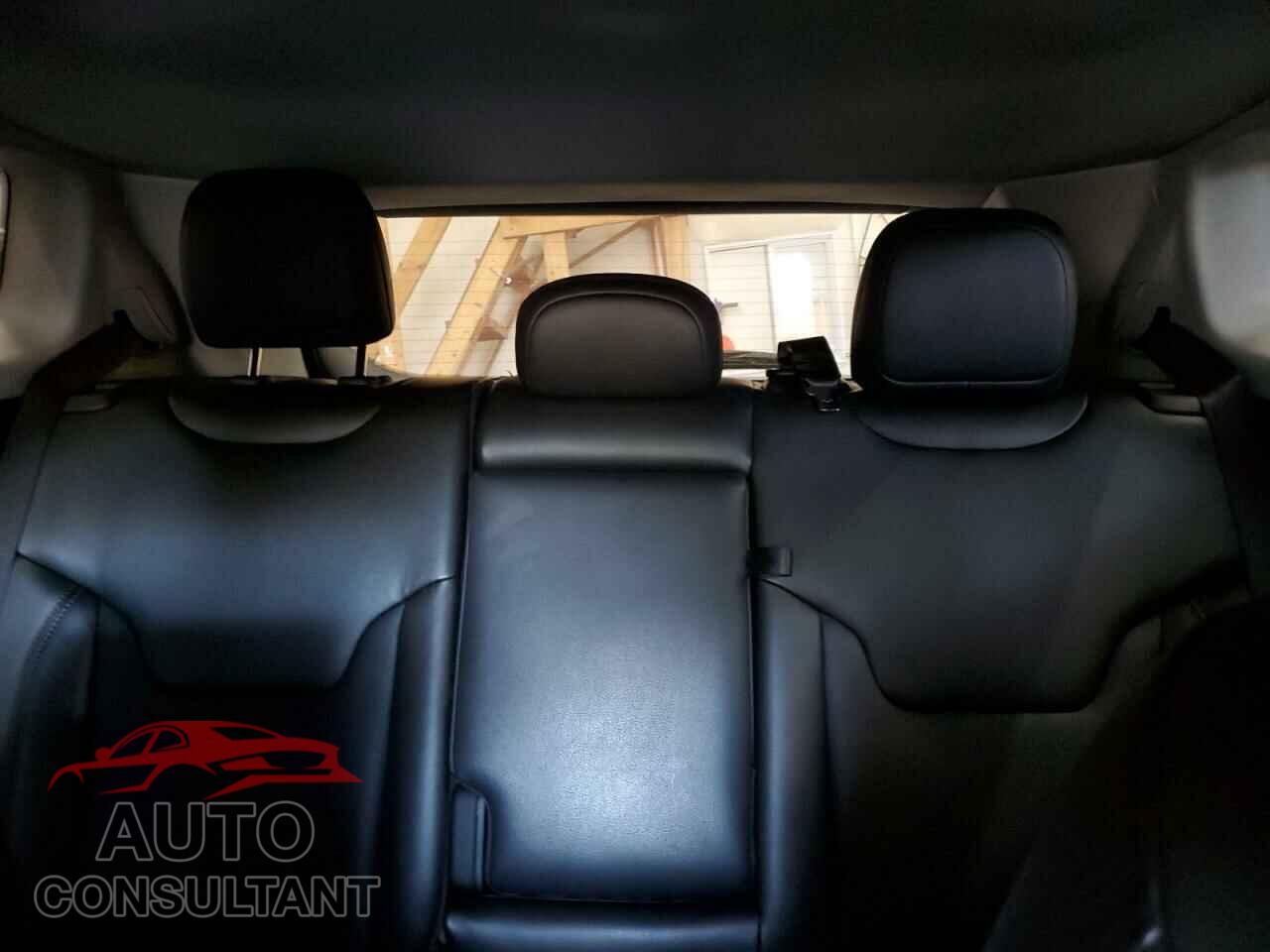JEEP COMPASS 2022 - 3C4NJDDB4NT201044