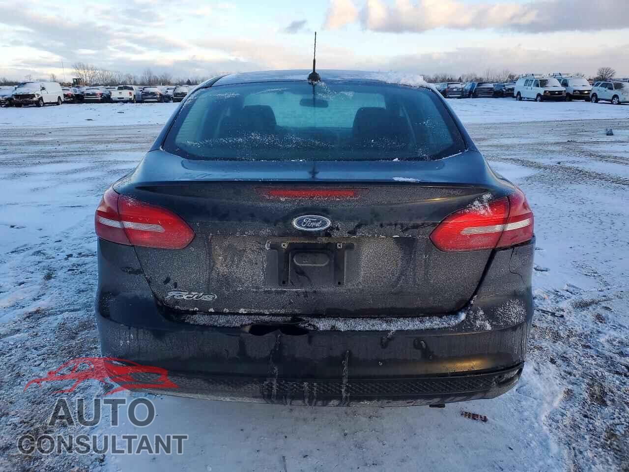FORD FOCUS 2016 - 1FADP3E22GL211255