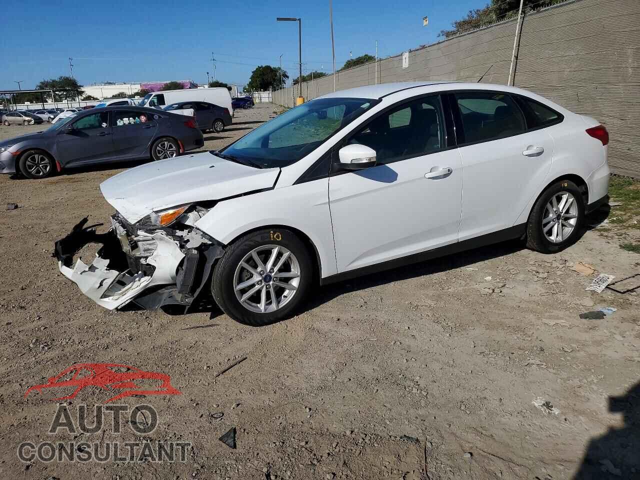 FORD FOCUS 2017 - 1FADP3F24HL304424