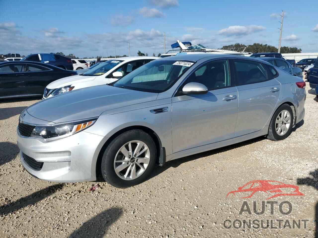 KIA OPTIMA 2018 - 5XXGT4L33JG229565