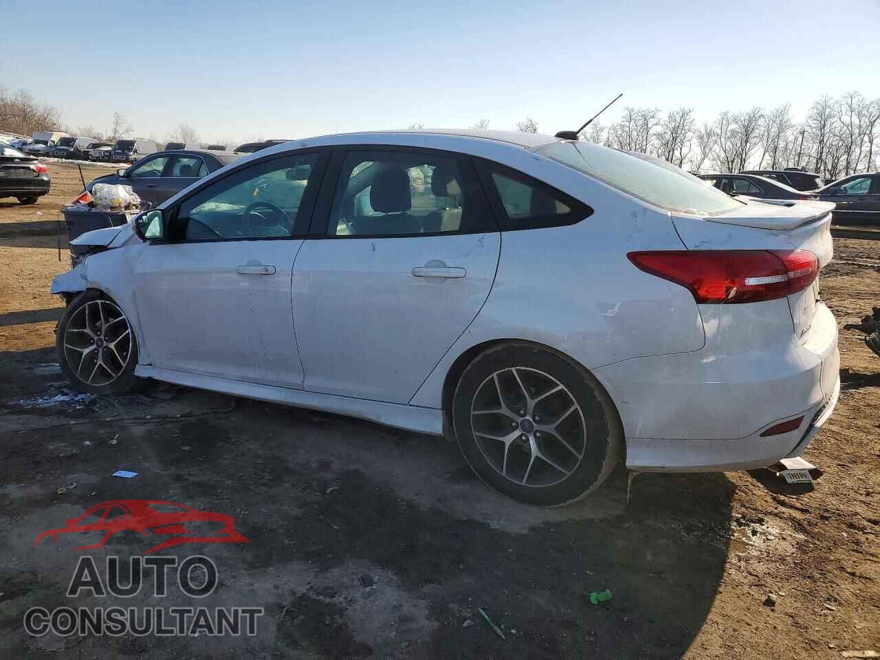 FORD FOCUS 2016 - 1FADP3F2XGL357319