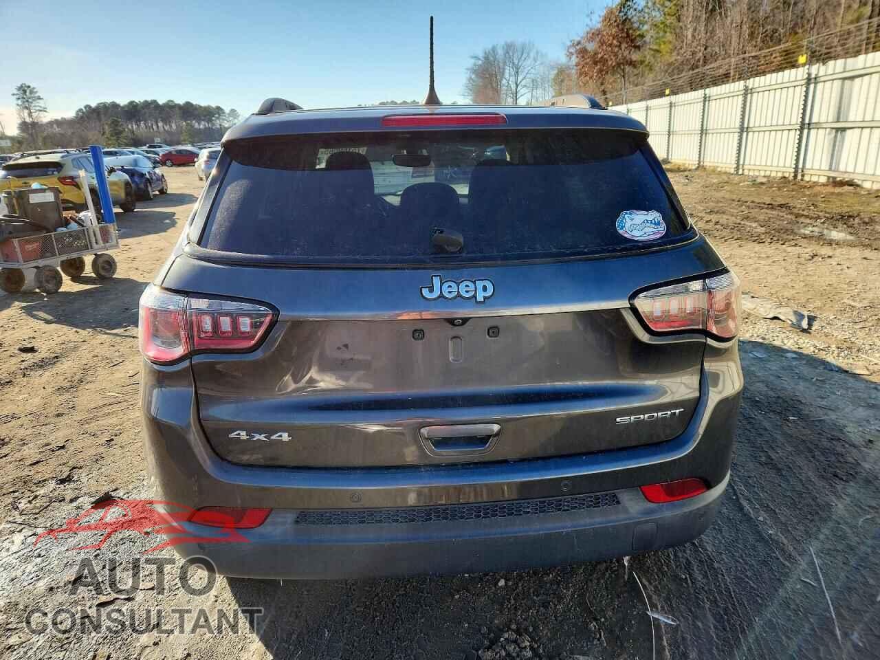 JEEP COMPASS 2018 - 3C4NJDAB1JT282437