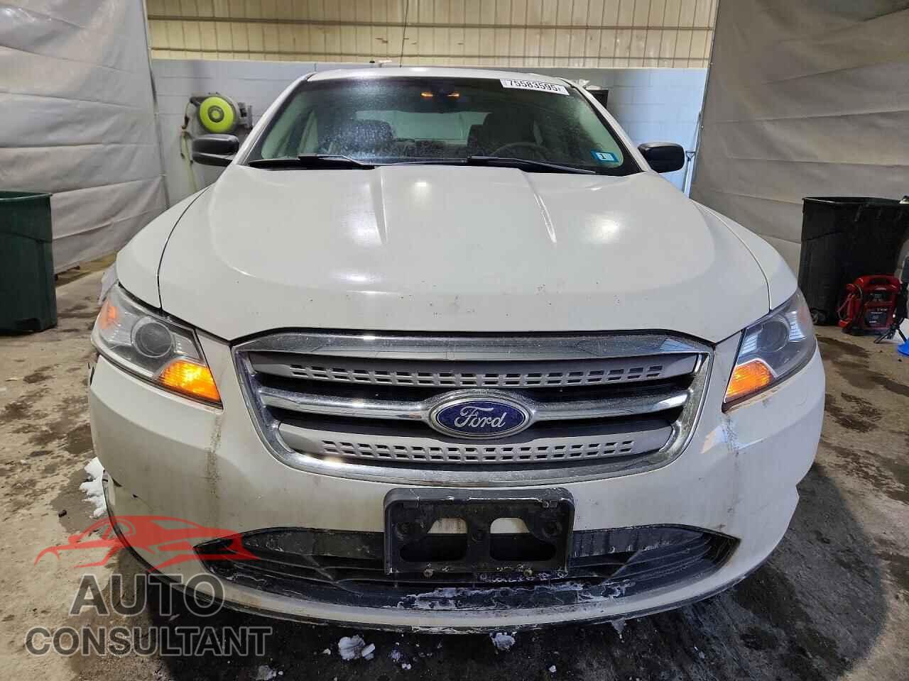FORD TAURUS 2012 - 1FAHP2DW8CG124883