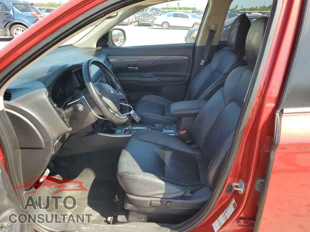 MITSUBISHI OUTLANDER 2019 - JA4AD3A35KZ028422