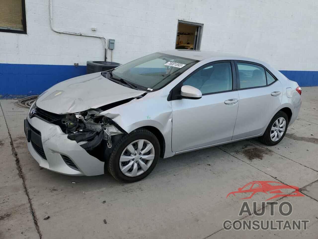 TOYOTA COROLLA 2015 - 5YFBURHE6FP213826