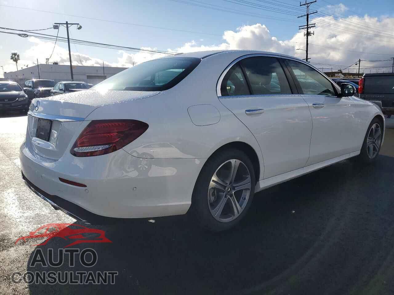 MERCEDES-BENZ E-CLASS 2020 - W1KZF8DB4LA841775