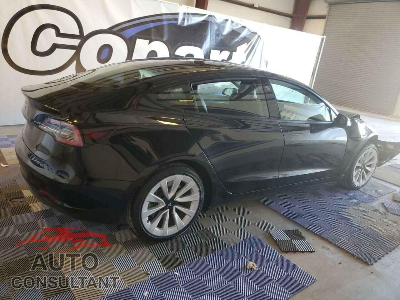 TESLA MODEL 3 2022 - 5YJ3E1EA1NF304596