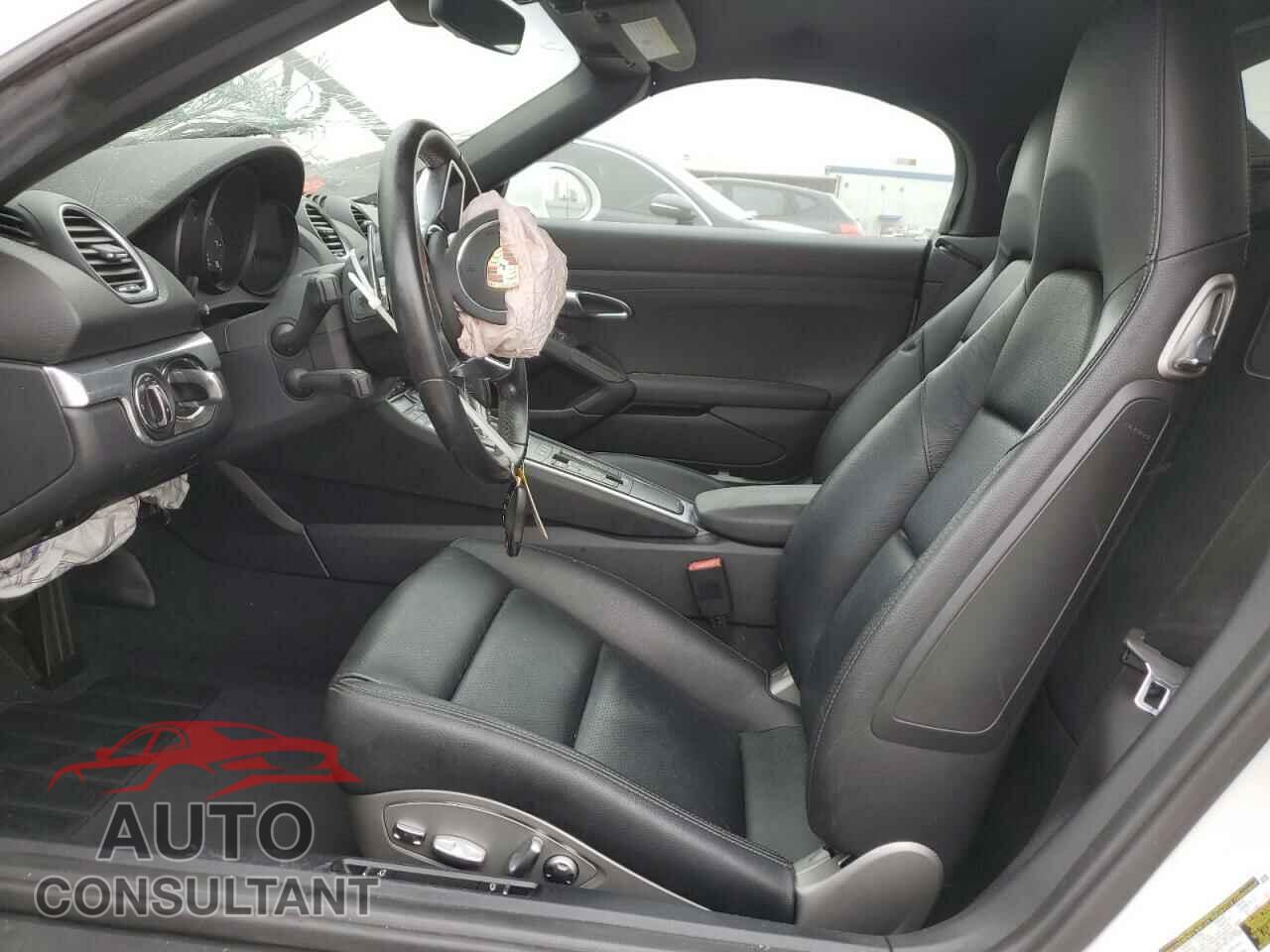 PORSCHE BOXSTER 2019 - WP0CA2A80KS211040