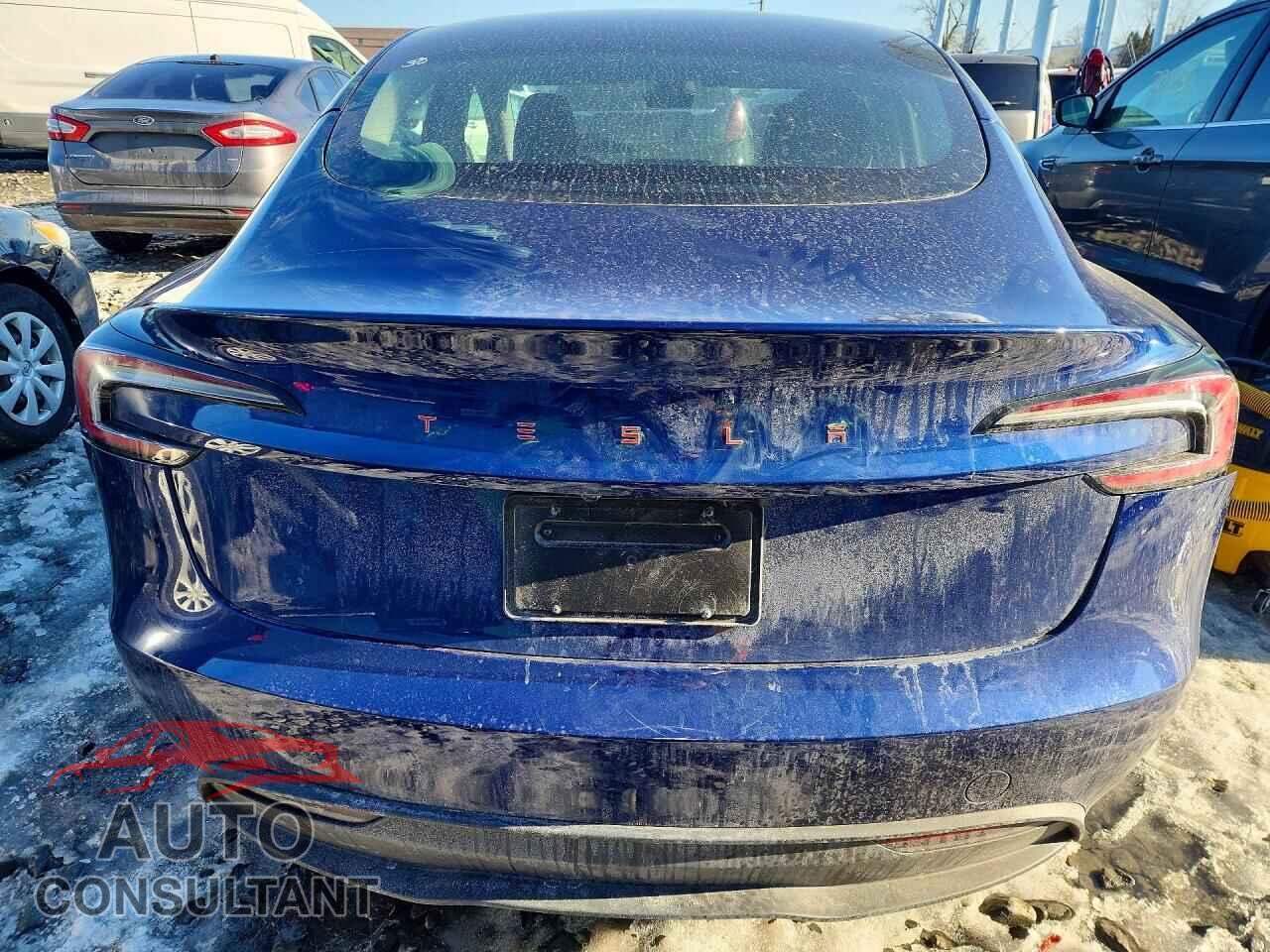 TESLA MODEL 3 2024 - 5YJ3E1EA2RF751962
