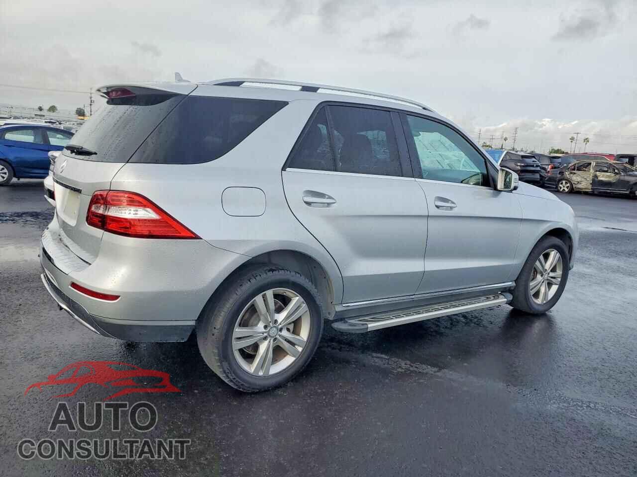 MERCEDES-BENZ M-CLASS 2015 - 4JGDA5JB3FA512460