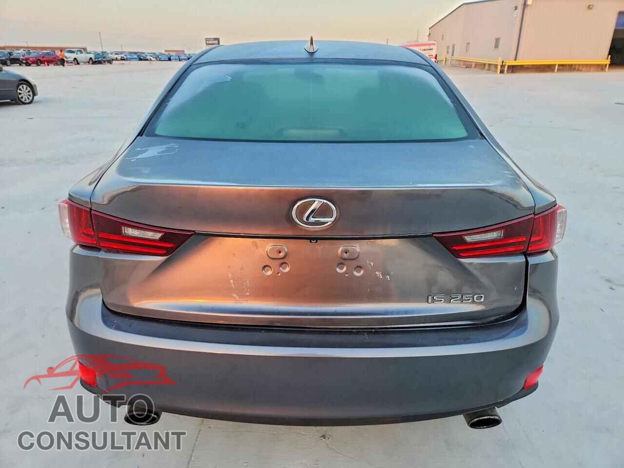 LEXUS IS 2014 - JTHBF1D27E5001003