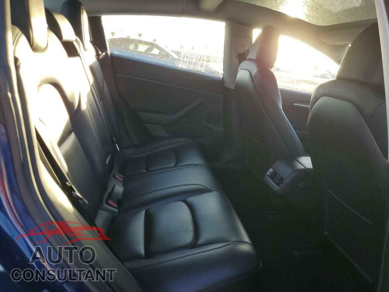 TESLA MODEL 3 2023 - 5YJ3E1EA8PF451078