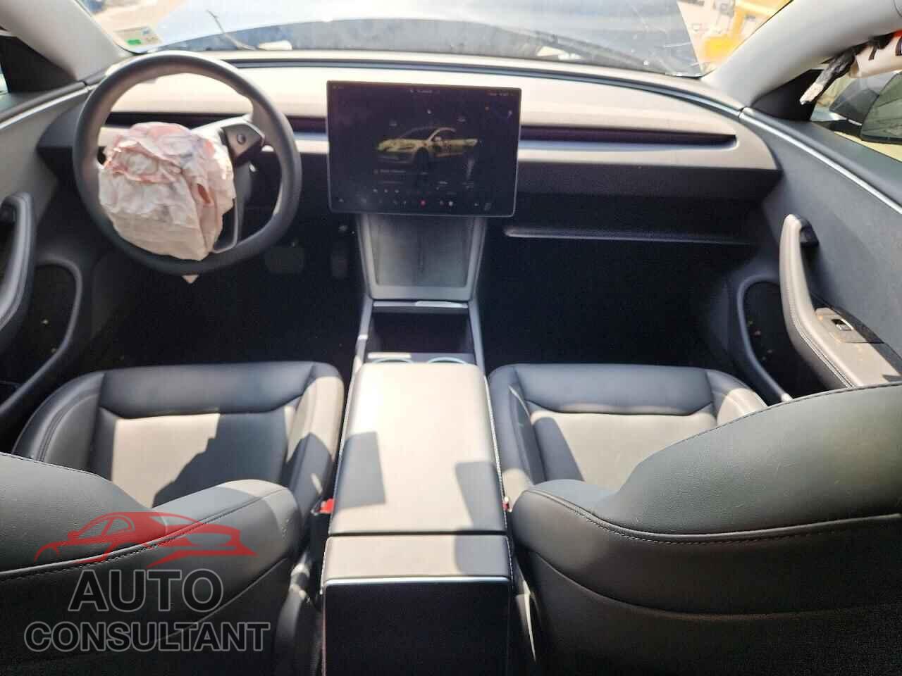 TESLA MODEL 3 2024 - 5YJ3E1EA7RF872387