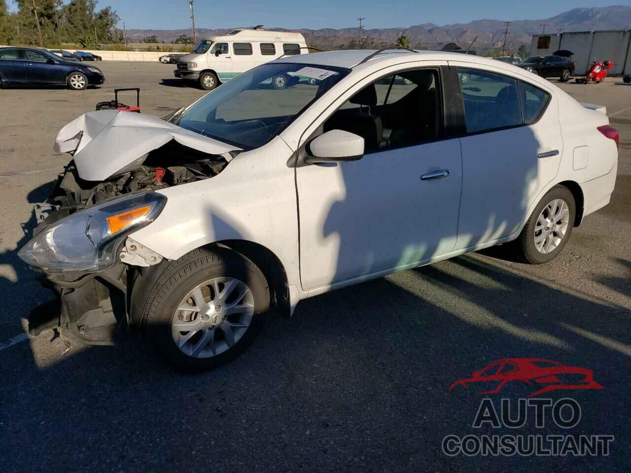 NISSAN VERSA 2018 - 3N1CN7AP6JL845557