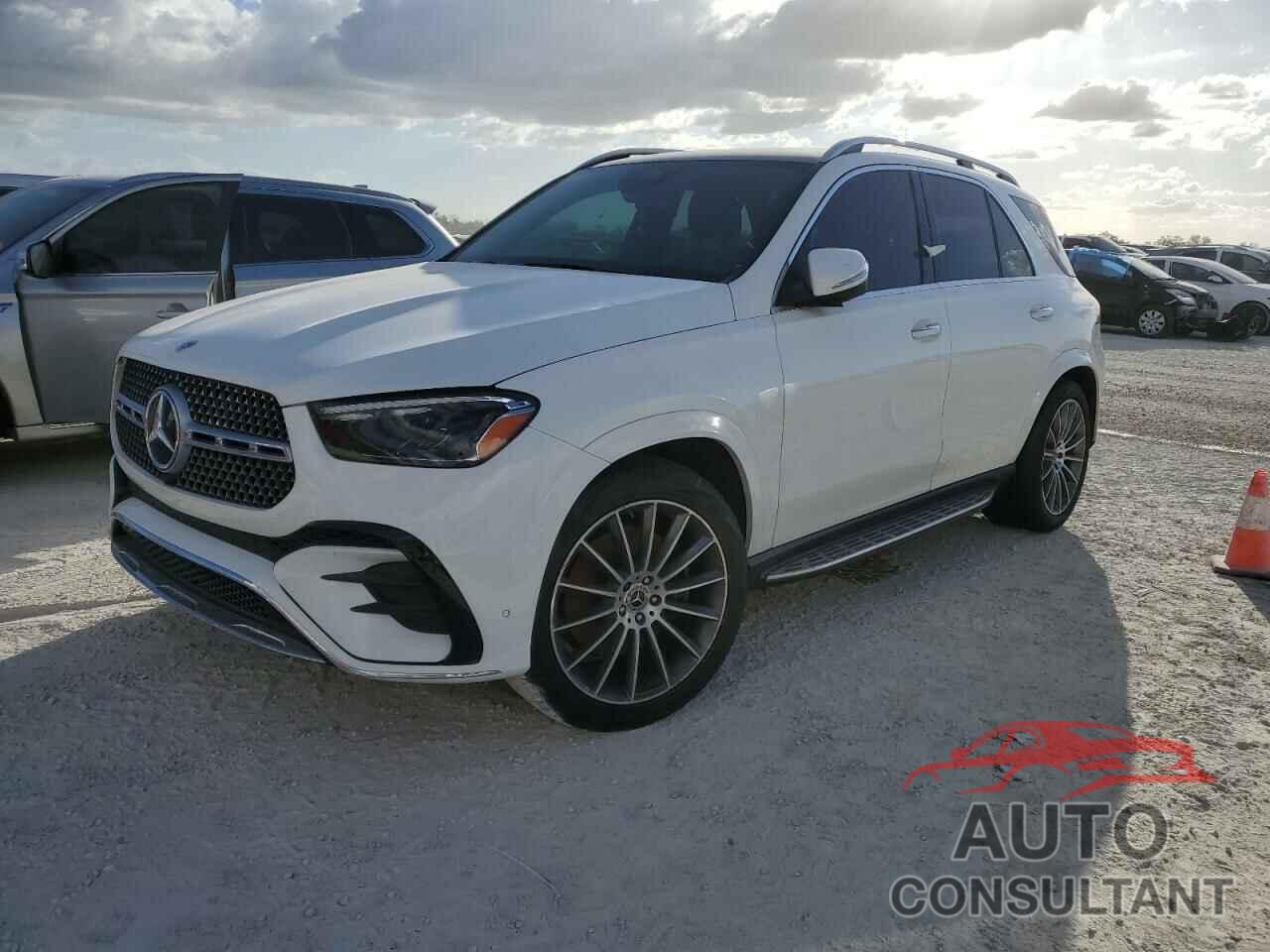 MERCEDES-BENZ GLE-CLASS 2024 - 4JGFB4FB0RB010867