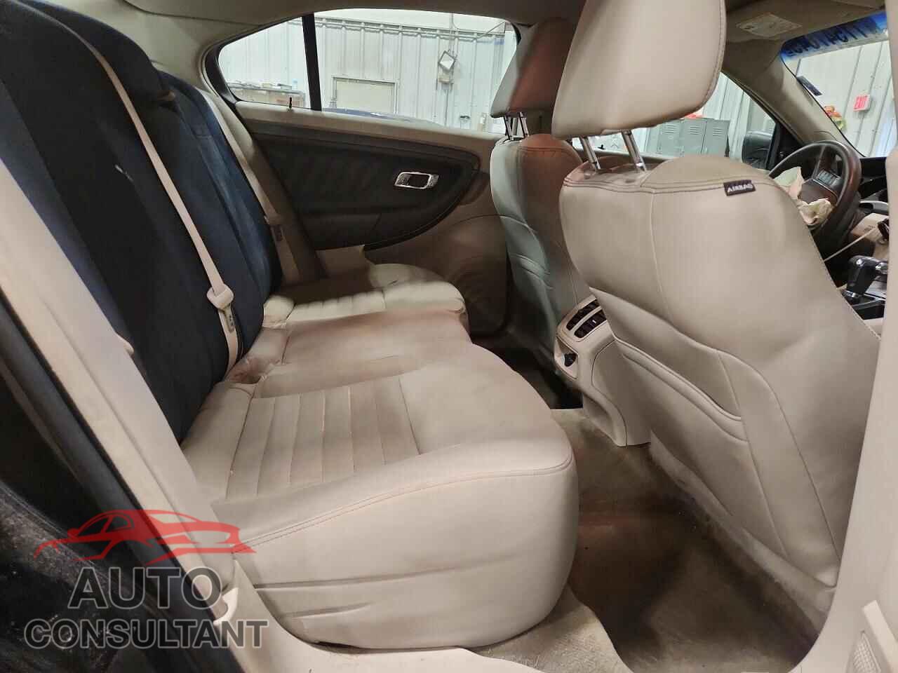 FORD TAURUS 2012 - 1FAHP2DW7CG120498
