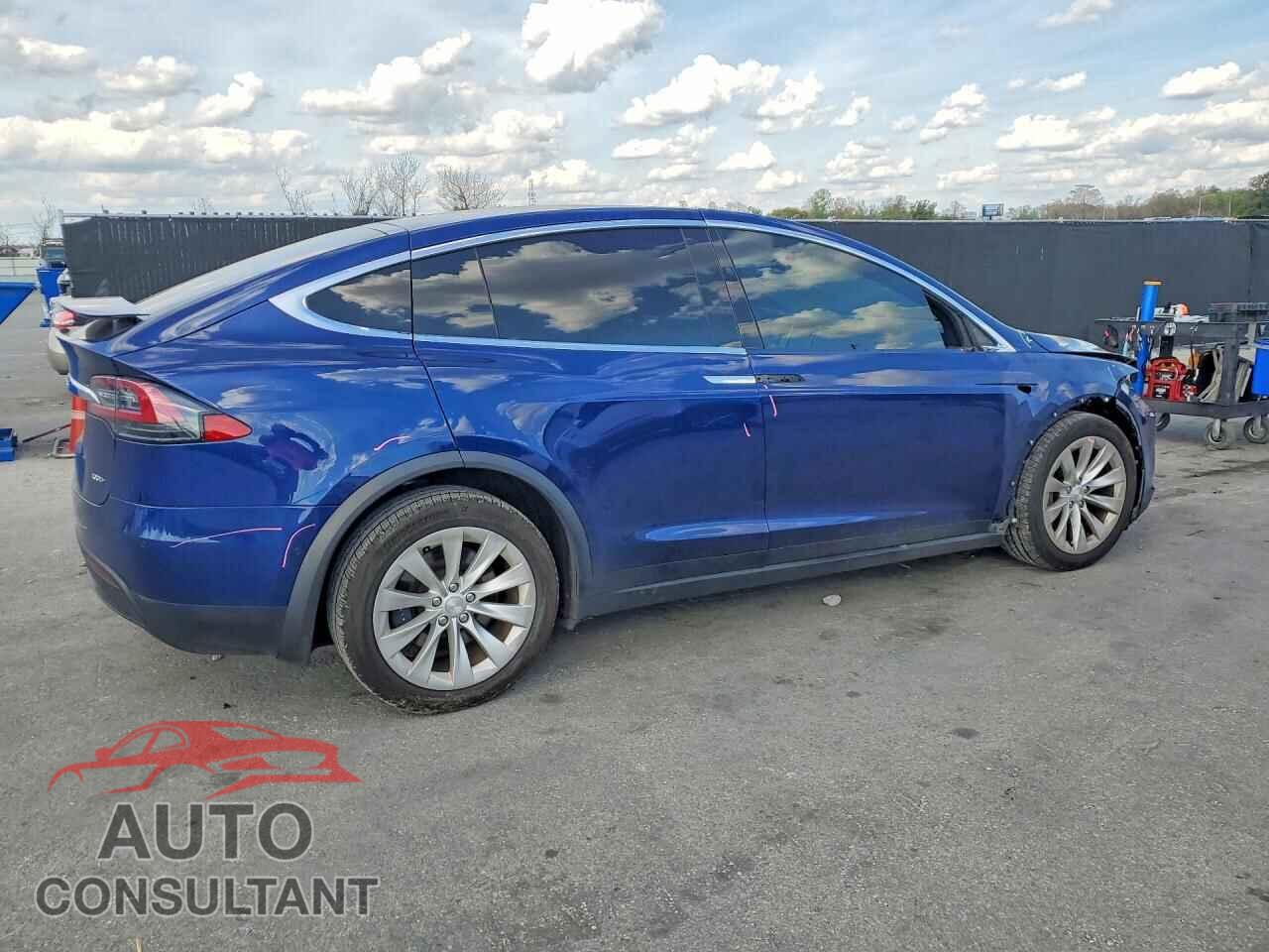 TESLA MODEL X 2017 - 5YJXCDE24HF053837