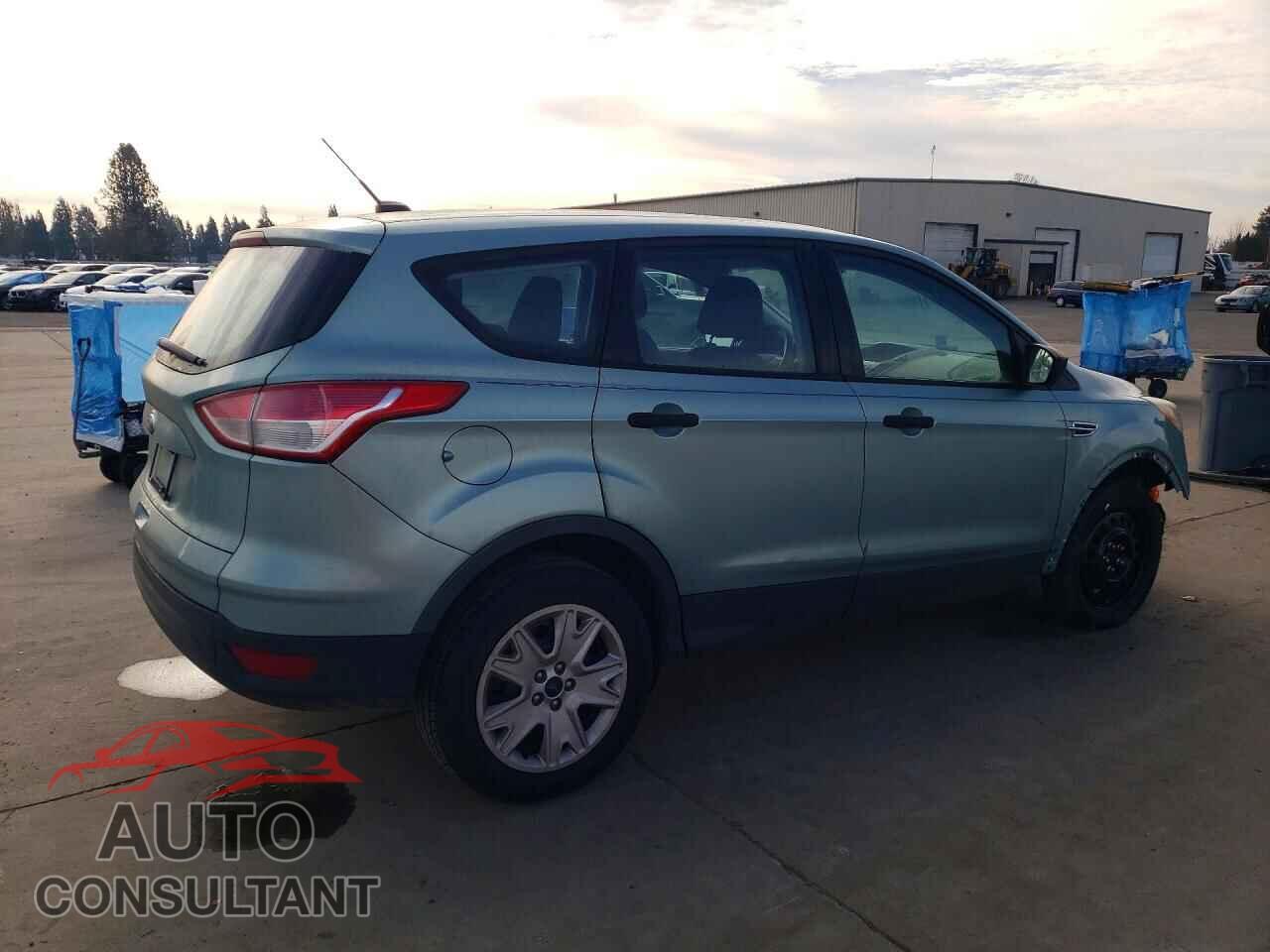 FORD ESCAPE 2013 - 1FMCU0F77DUB24072