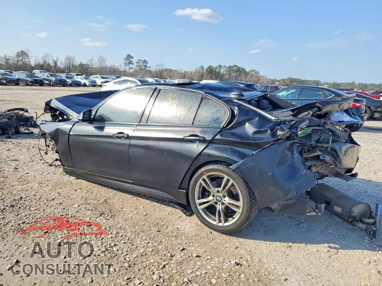 BMW 3 SERIES 2016 - WBA8E9G52GNU28768