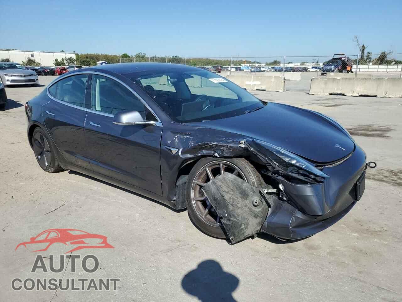 TESLA MODEL 3 2019 - 5YJ3E1EB0KF209631