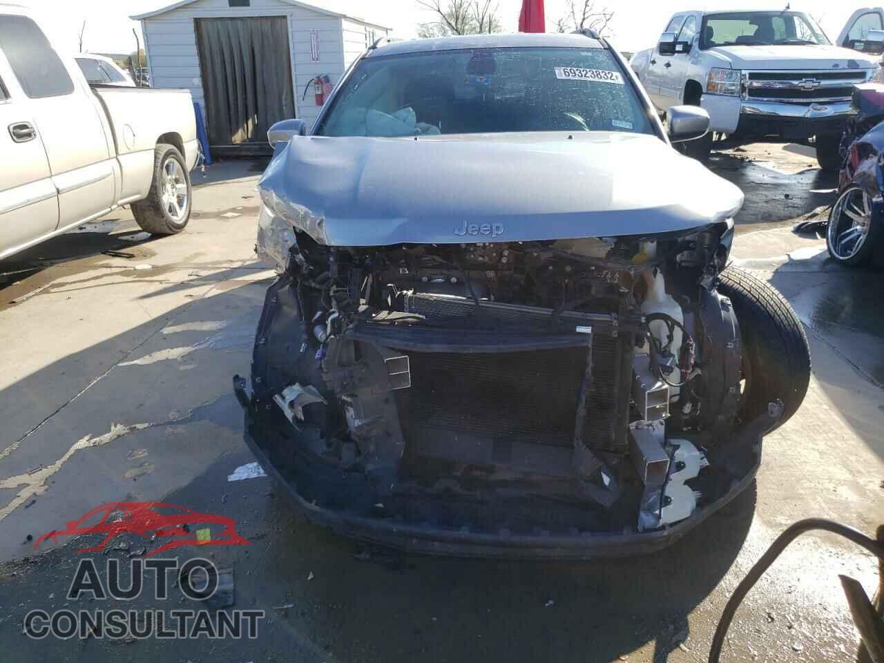 JEEP COMPASS 2018 - 3C4NJCBB4JT136803