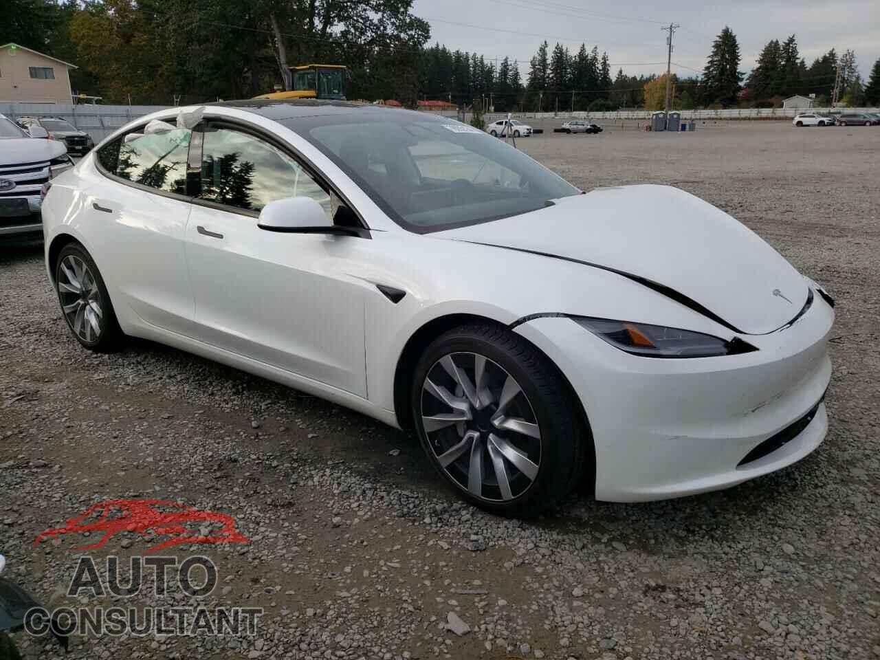 TESLA MODEL 3 2024 - 5YJ3E1EB3RF808971
