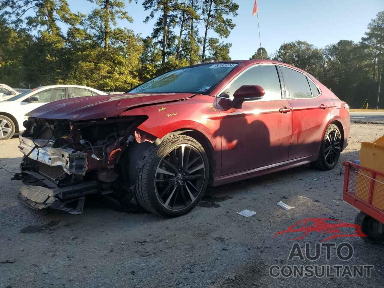 TOYOTA CAMRY 2018 - 4T1B61HK4JU535079
