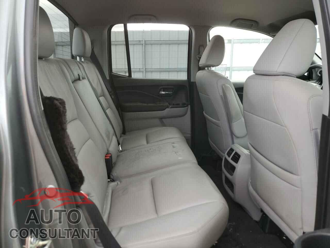 HONDA RIDGELINE 2017 - 5FPYK2F56HB008040