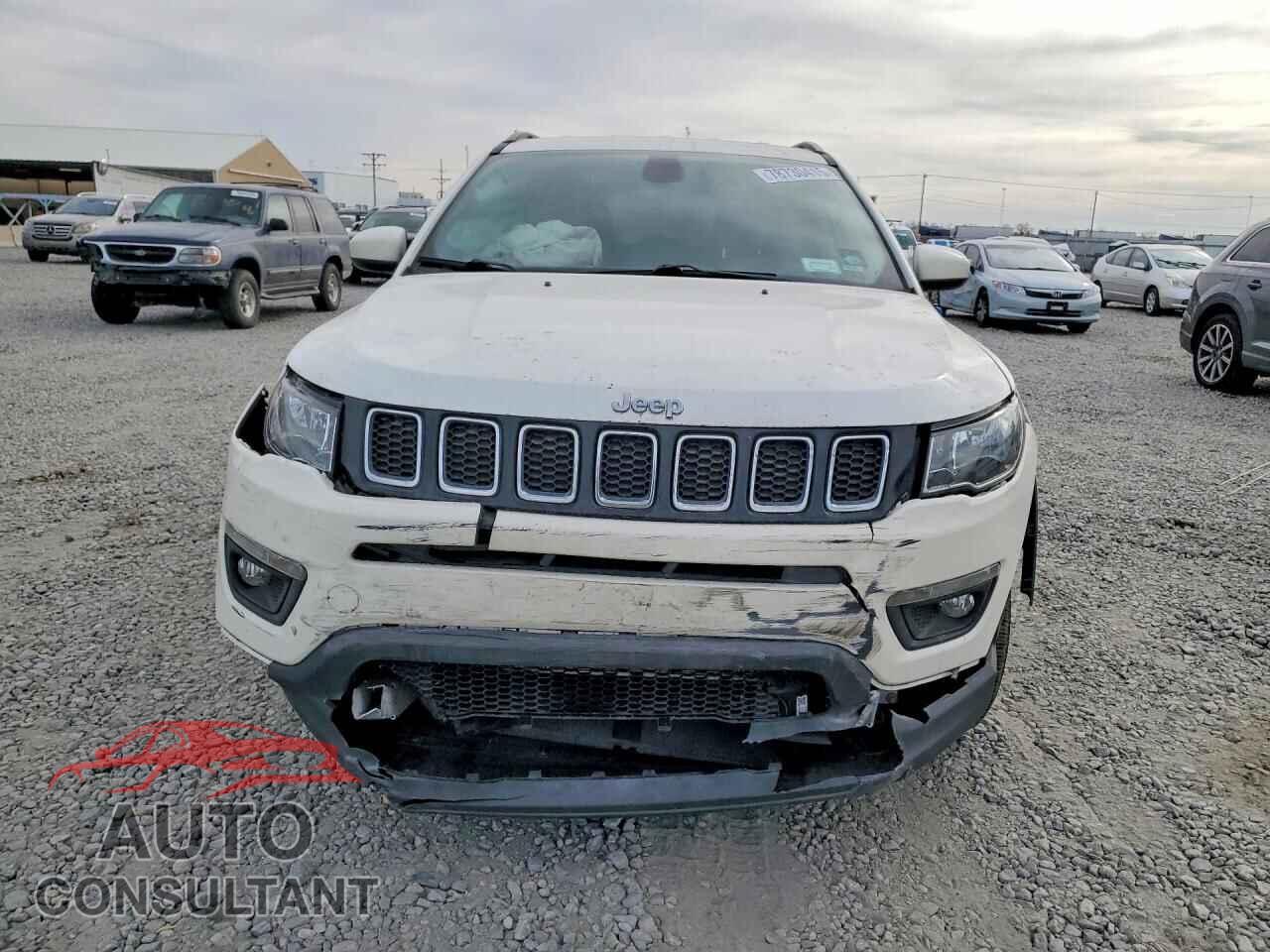 JEEP COMPASS 2019 - 3C4NJDBB2KT813855