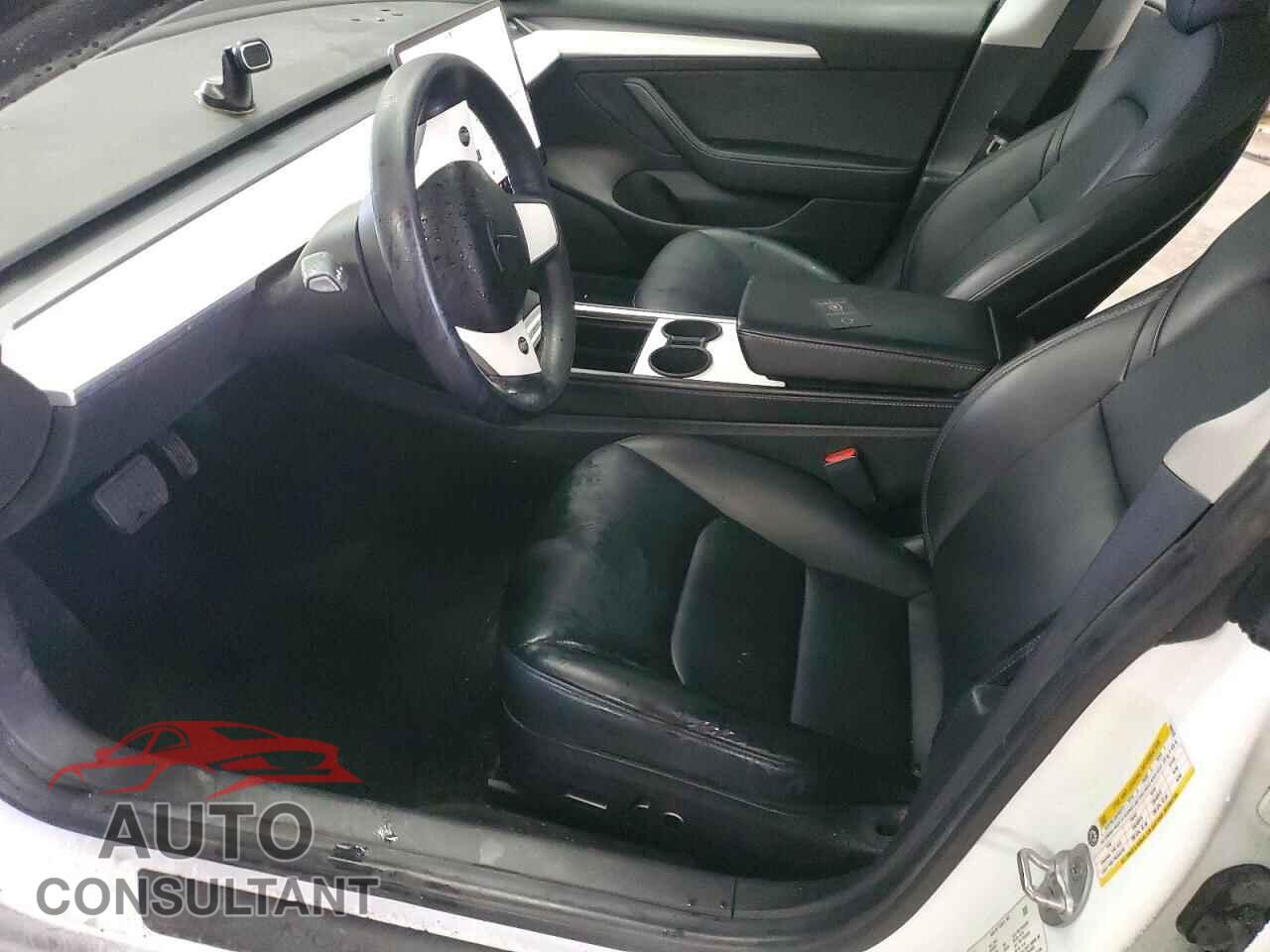 TESLA MODEL 3 2021 - 5YJ3E1EA3MF069570