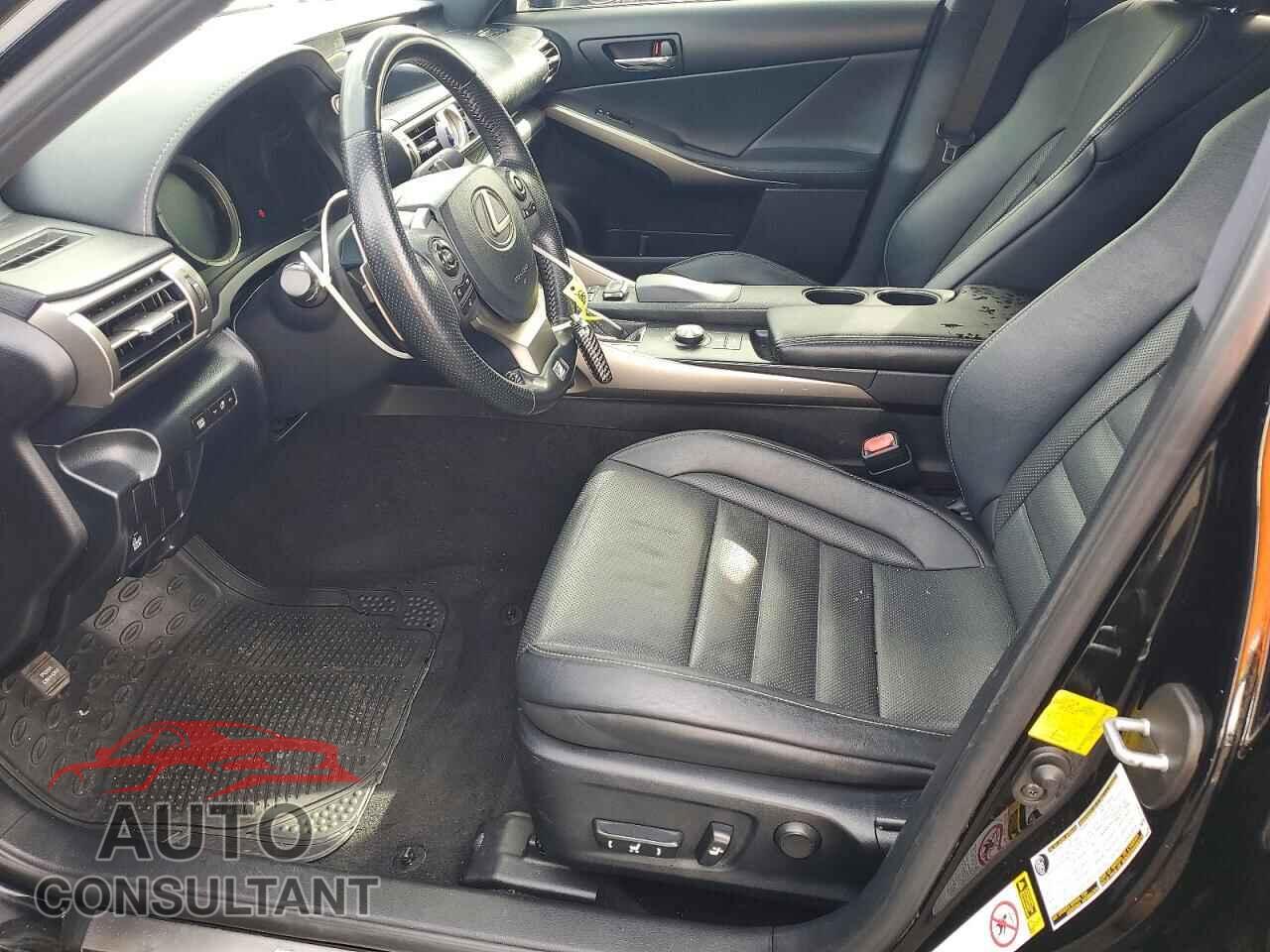 LEXUS IS 2015 - JTHBF1D23F5049857