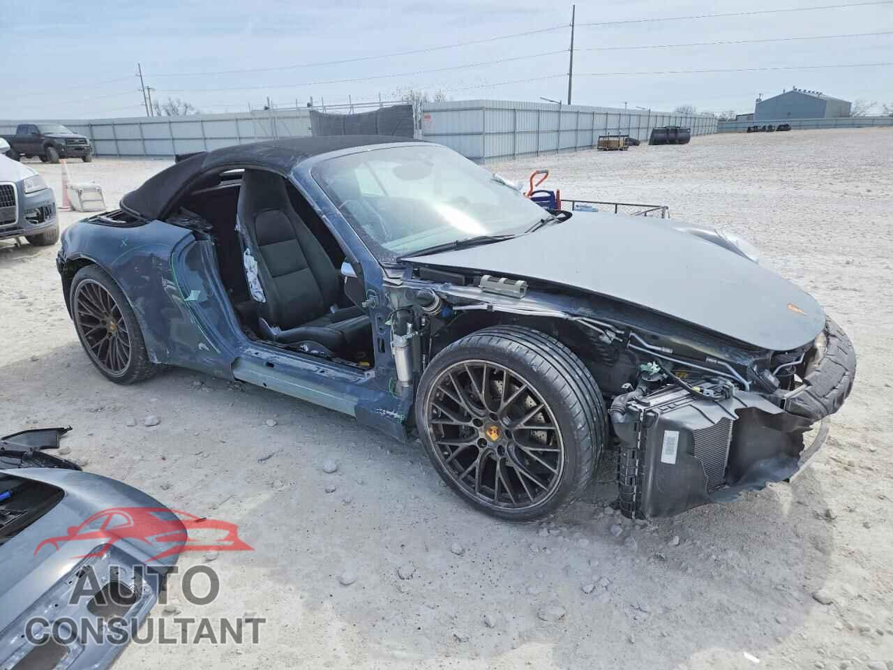 PORSCHE 911 2017 - WP0CA2A96HS141545