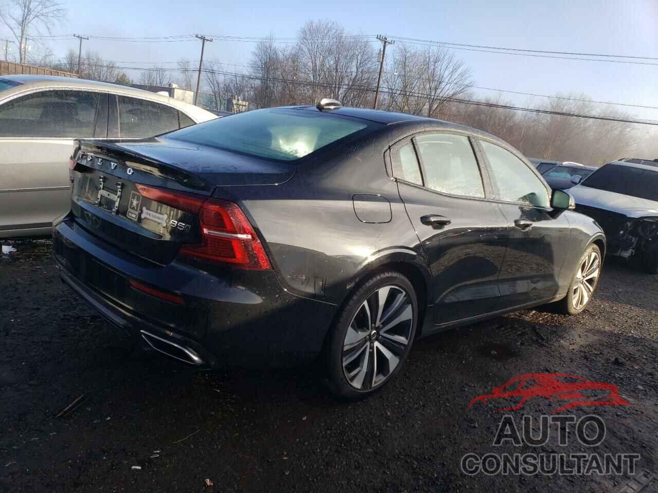 VOLVO S60 B5 MOM 2022 - 7JRL12TZ5NG156065