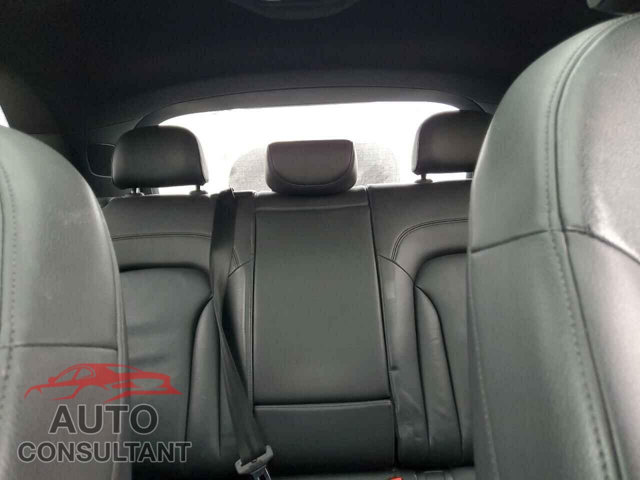 AUDI Q3 2016 - WA1BFCFS2GR018422