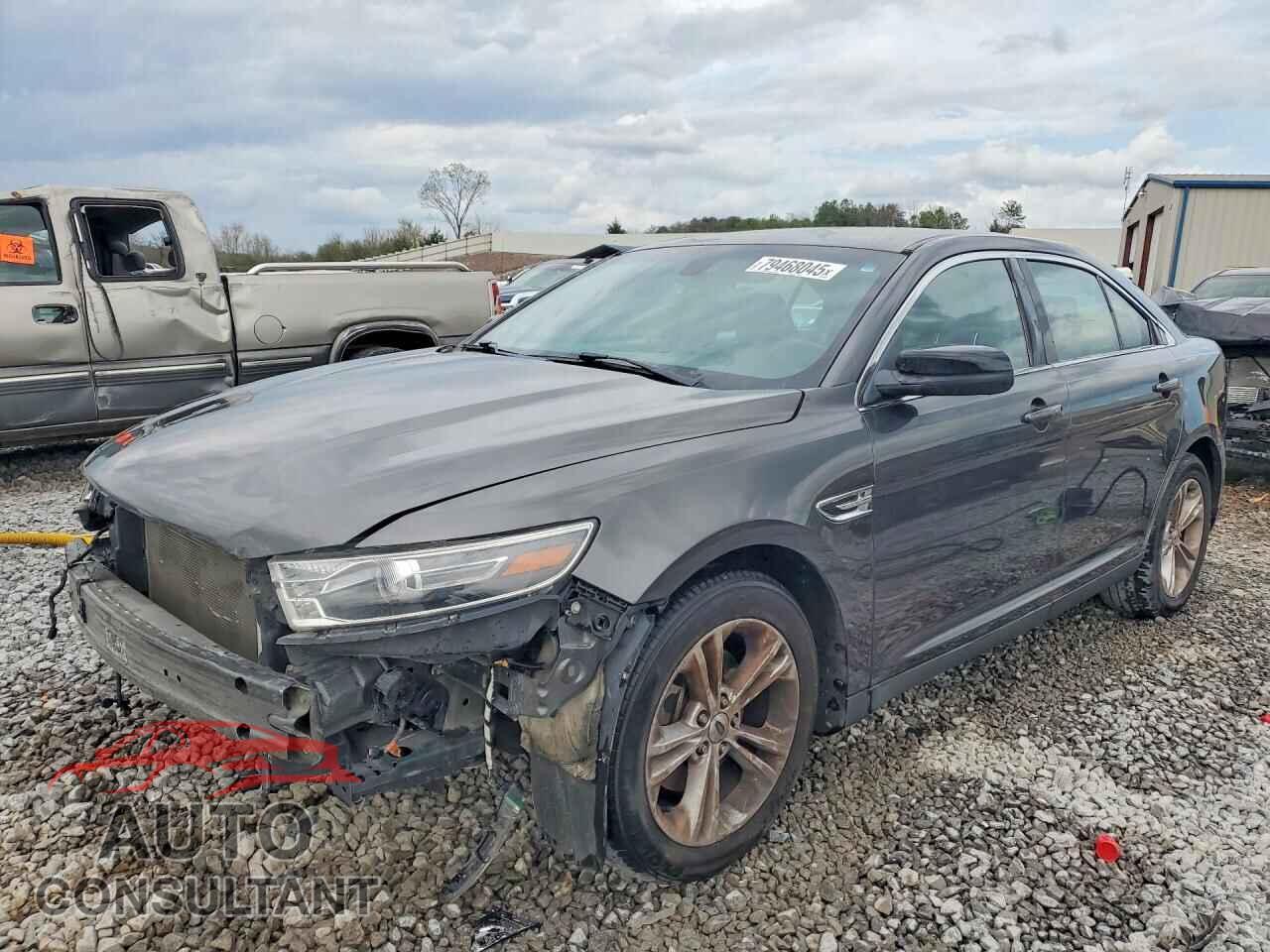 FORD TAURUS 2017 - 1FAHP2E83HG103558