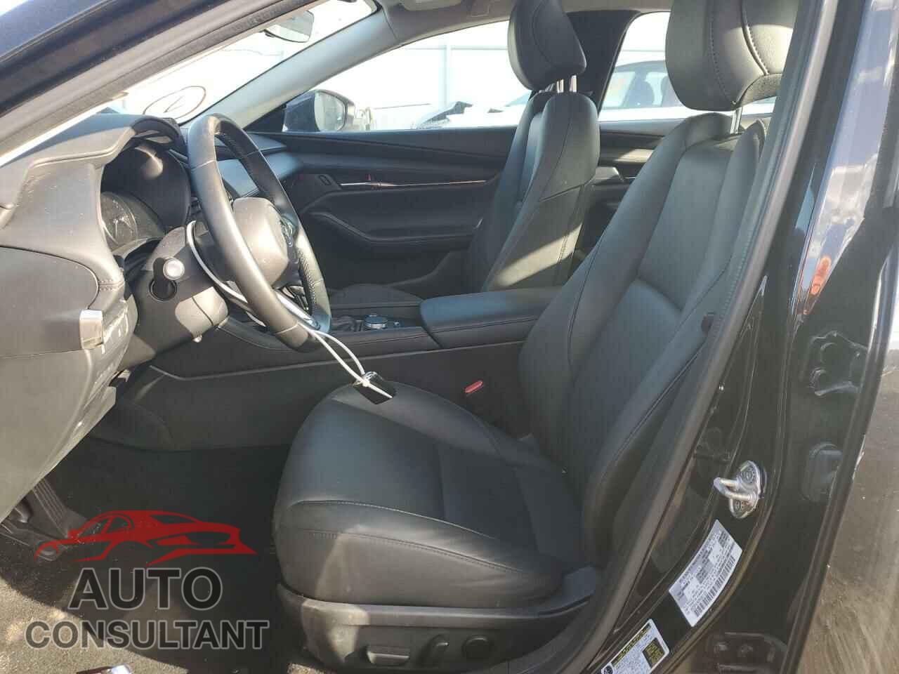 MAZDA 3 2023 - 3MZBPACM0PM361158