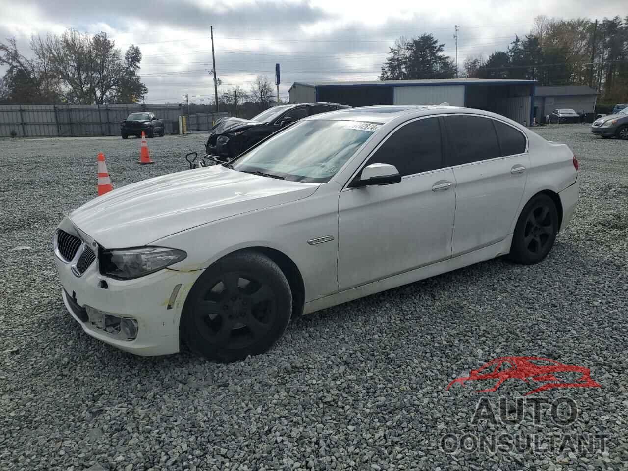 BMW 5 SERIES 2015 - WBA5A5C53FD516651